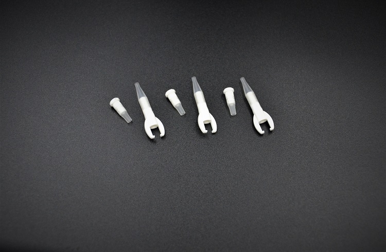 12醫(yī)療橡塑制品Medical rubber parts.JPG